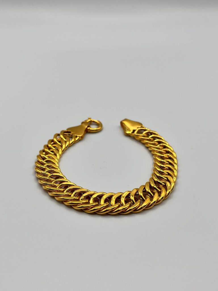 Armband i 21k guld